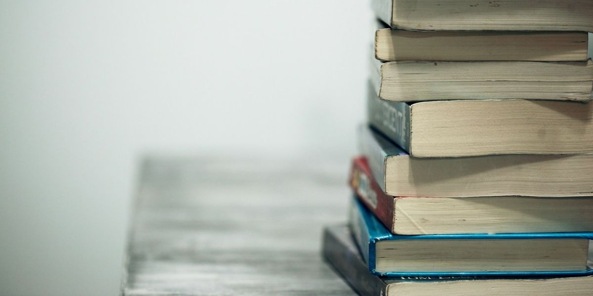 Balancing Debt and Dreams: Managing Student Loans Without Derailing Retirement