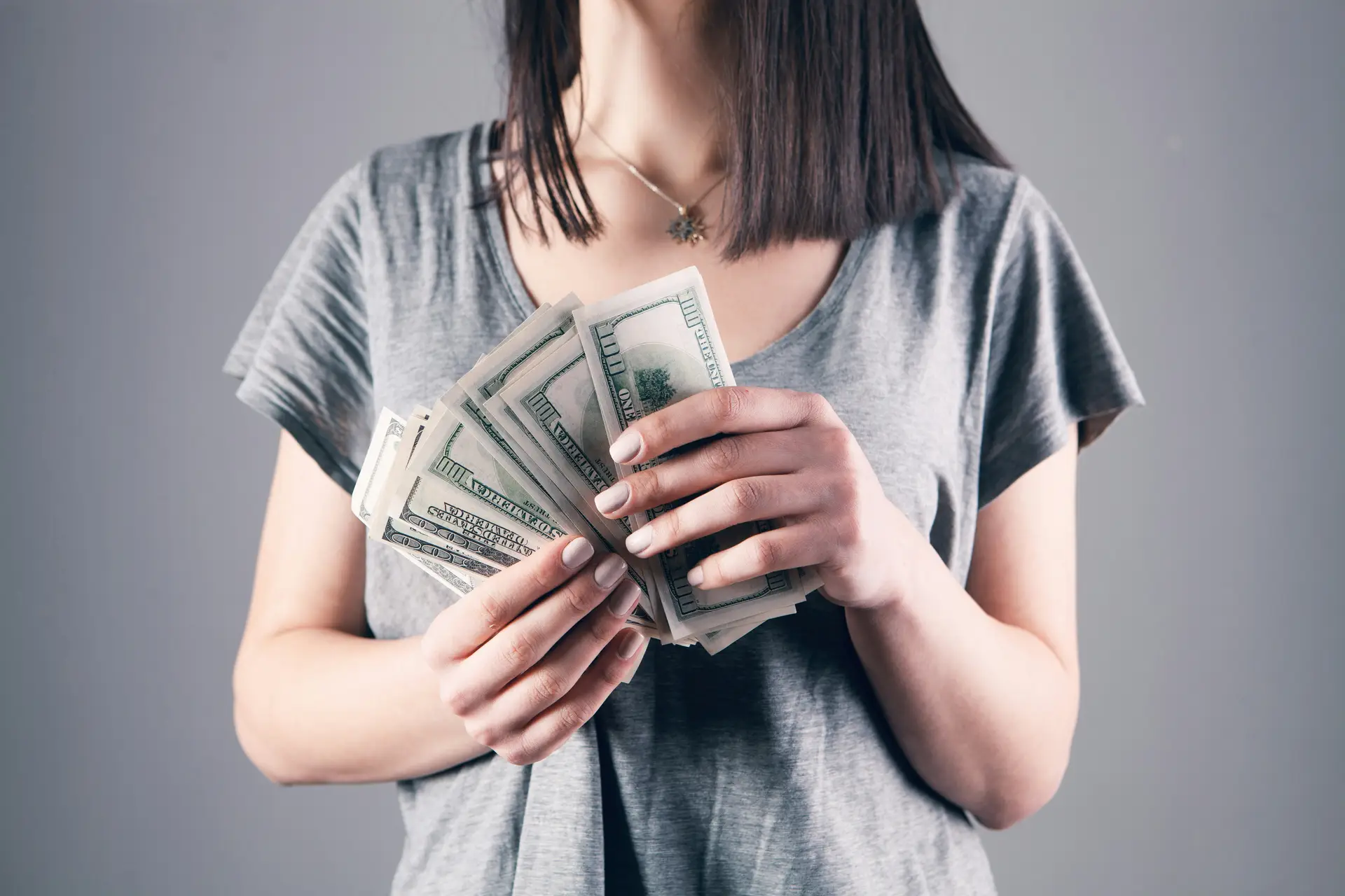 Despite A Long-Standing Myth That Says Otherwise, Women Are Actually Better at Money Than Men (and the Data Proves It)