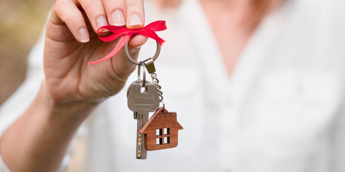 Own a Home or Retire: The Choice Many Women Face Now